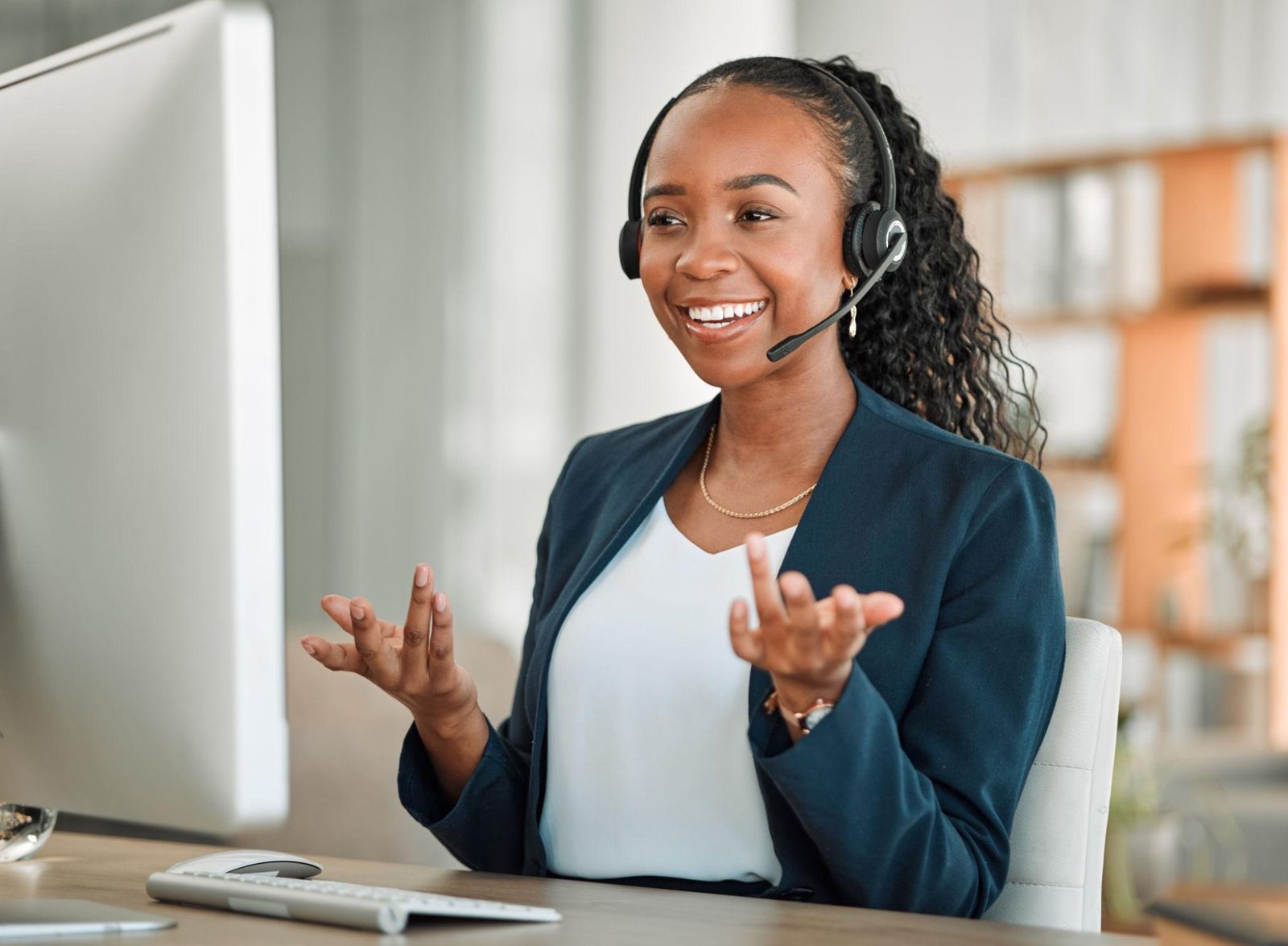Sherwood customer care agent on a call